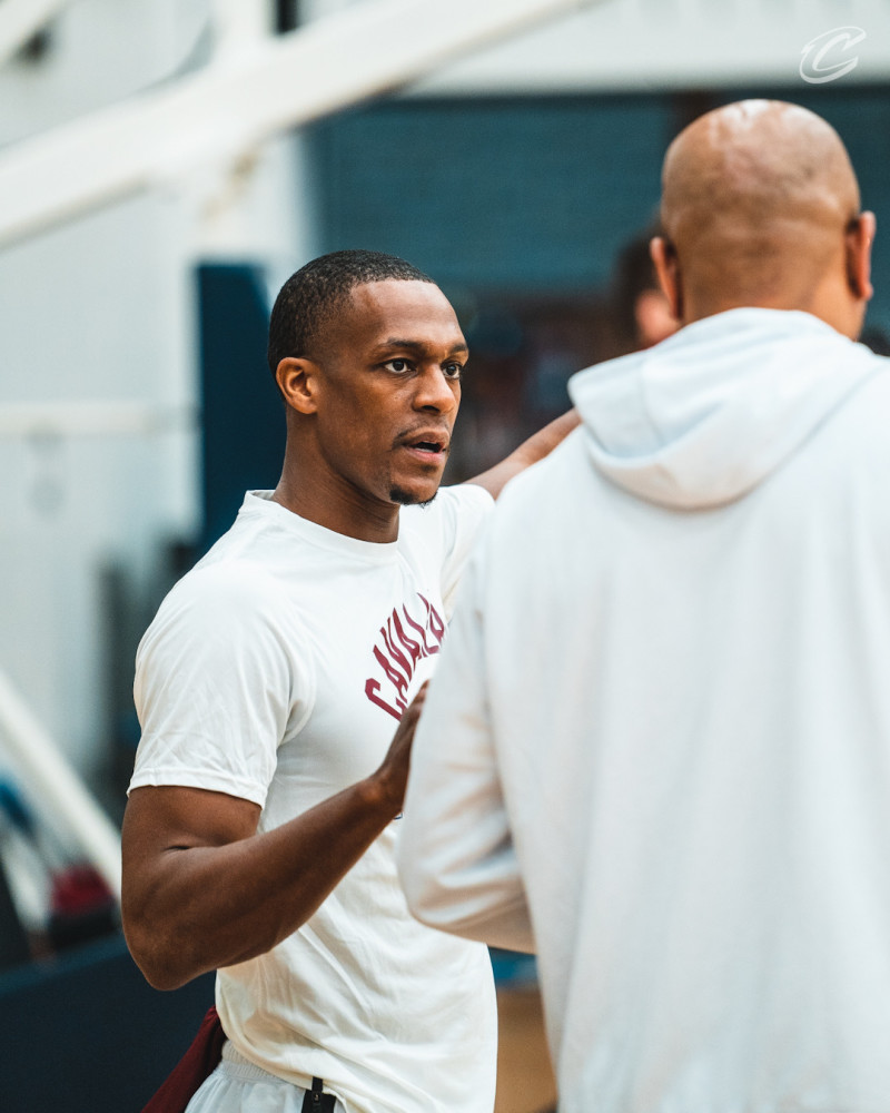 包含斯图加特训练开放日,赛前主帅复盘引欢呼,欧联在即,训练强度明显提升的词条 包含斯图加特训练开放日,赛前主帅复盘引欢呼,欧联在即,训练强度明显提升的词条